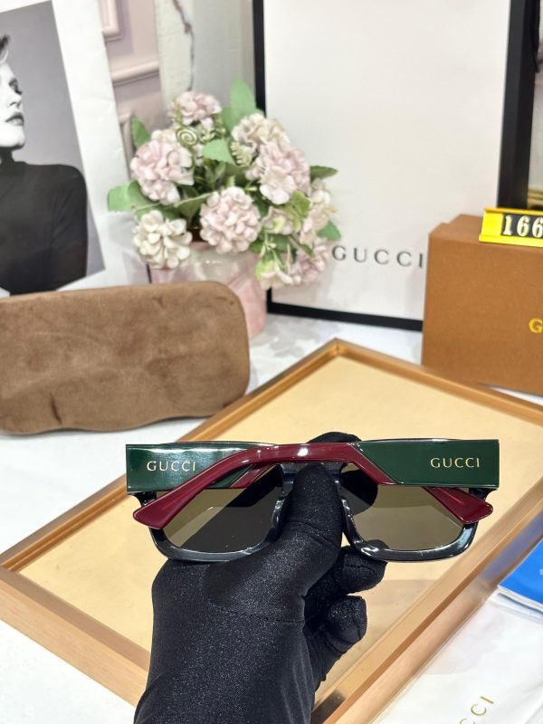 GUCCII   STORE ARTICLE - Image 4