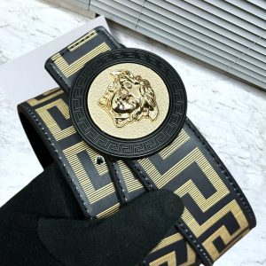 VERSACEE