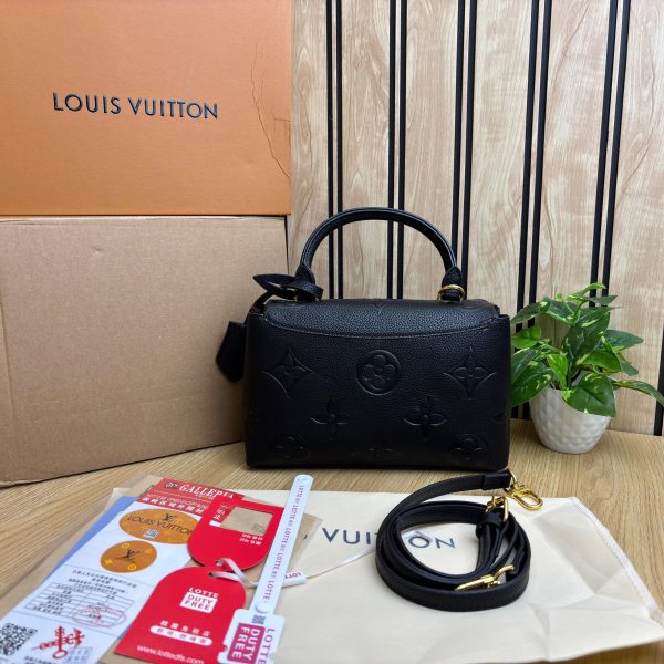 LVV MADELEINE BAG - Image 18
