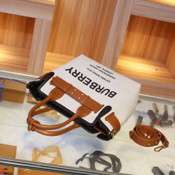 BURBERRYY  HORSEFERRY CANVAS TOTE BAG - Image 2