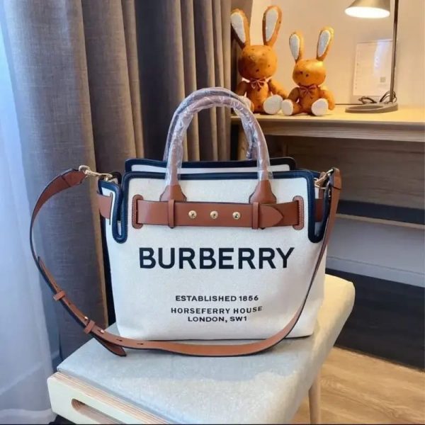 BURBERRYY  HORSEFERRY CANVAS TOTE BAG - Image 3