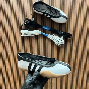 AdidaSs mei ballet