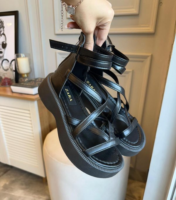 ZARA- STRAPPY PLATFORM SANDALS FOR GIRLS IN TWO AMAZING COLOURS - Image 2
