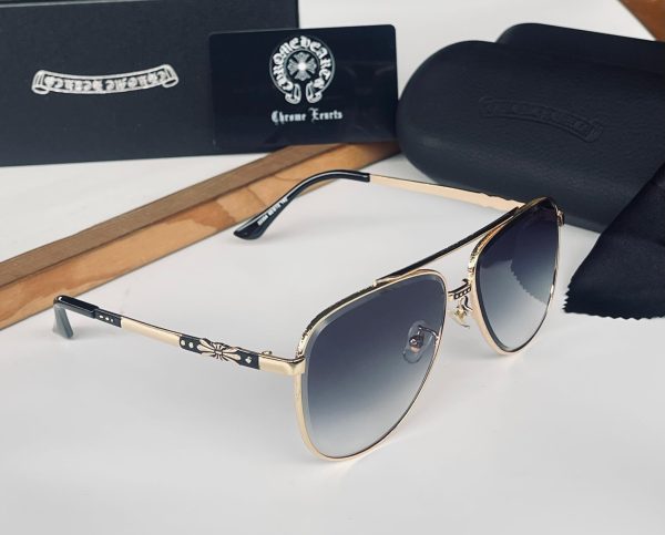 CHROMeE HEARTS SUNGLASSESS
