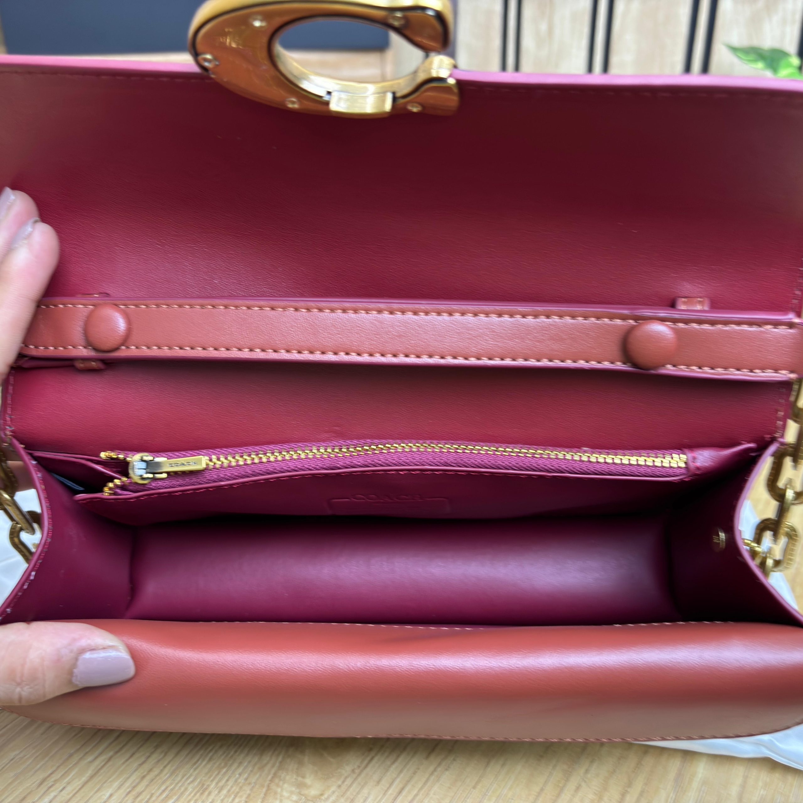 COACHH IDOL BAG 23 (OG SERIES) - Image 5
