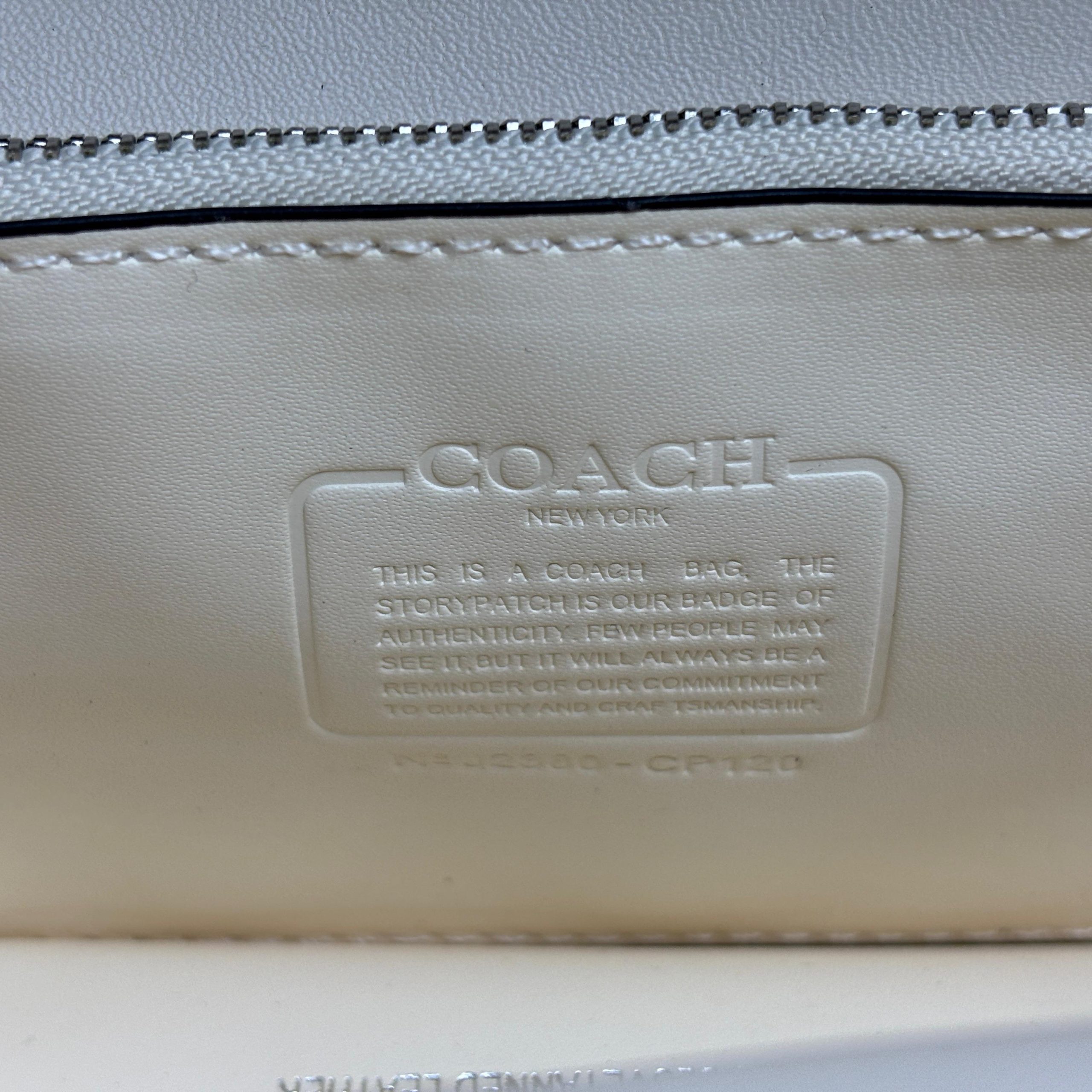 COACHH IDOL BAG 23 (OG SERIES) - Image 8