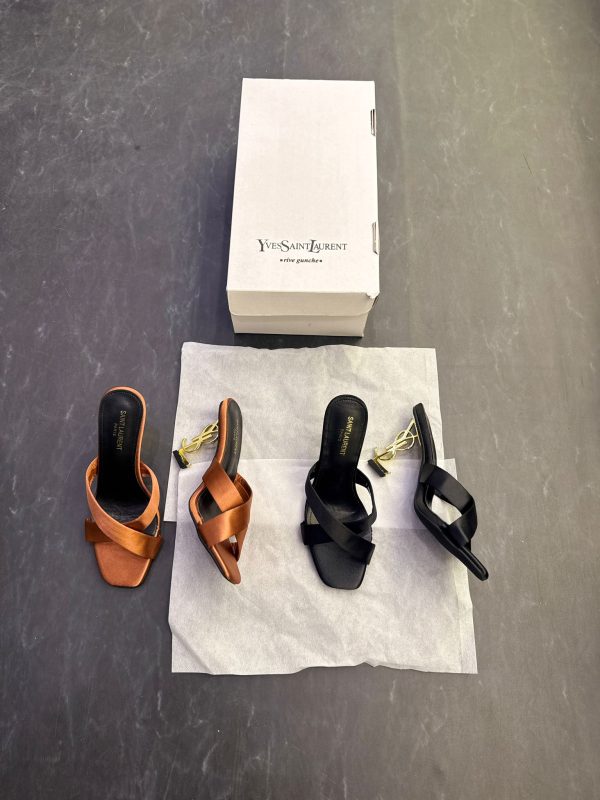 YSLL-SAINT LAURENT OPYUM HEELS - Image 3