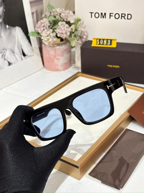 TOMM FORDD - Image 10