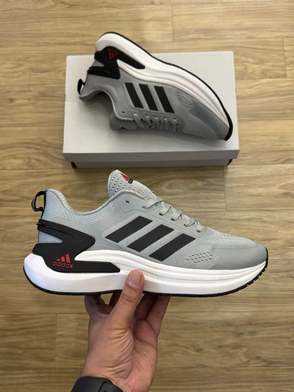 Adidass bounce 2025