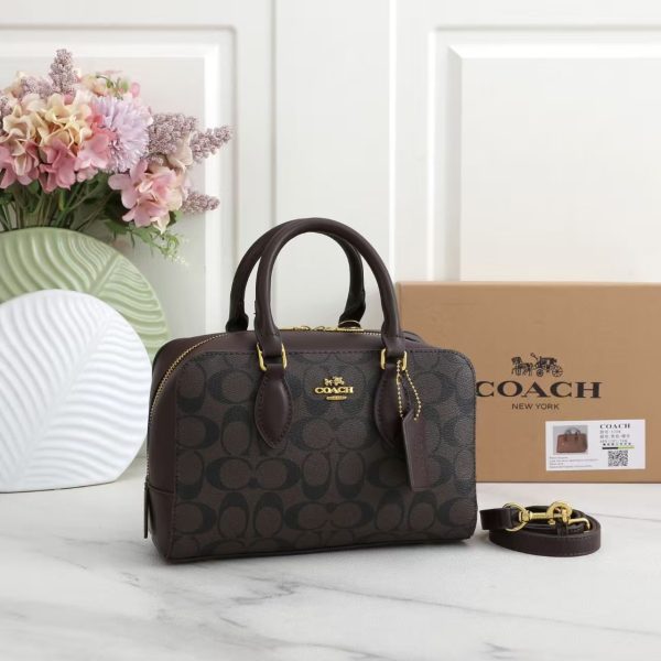 LATEST COACHH SPEEDY LOOK BAG - Image 2