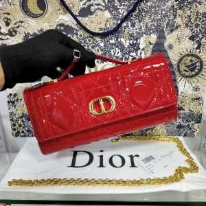 DIORR   PATENT FLAP CLUTCH WITH HANDLE ON TOP