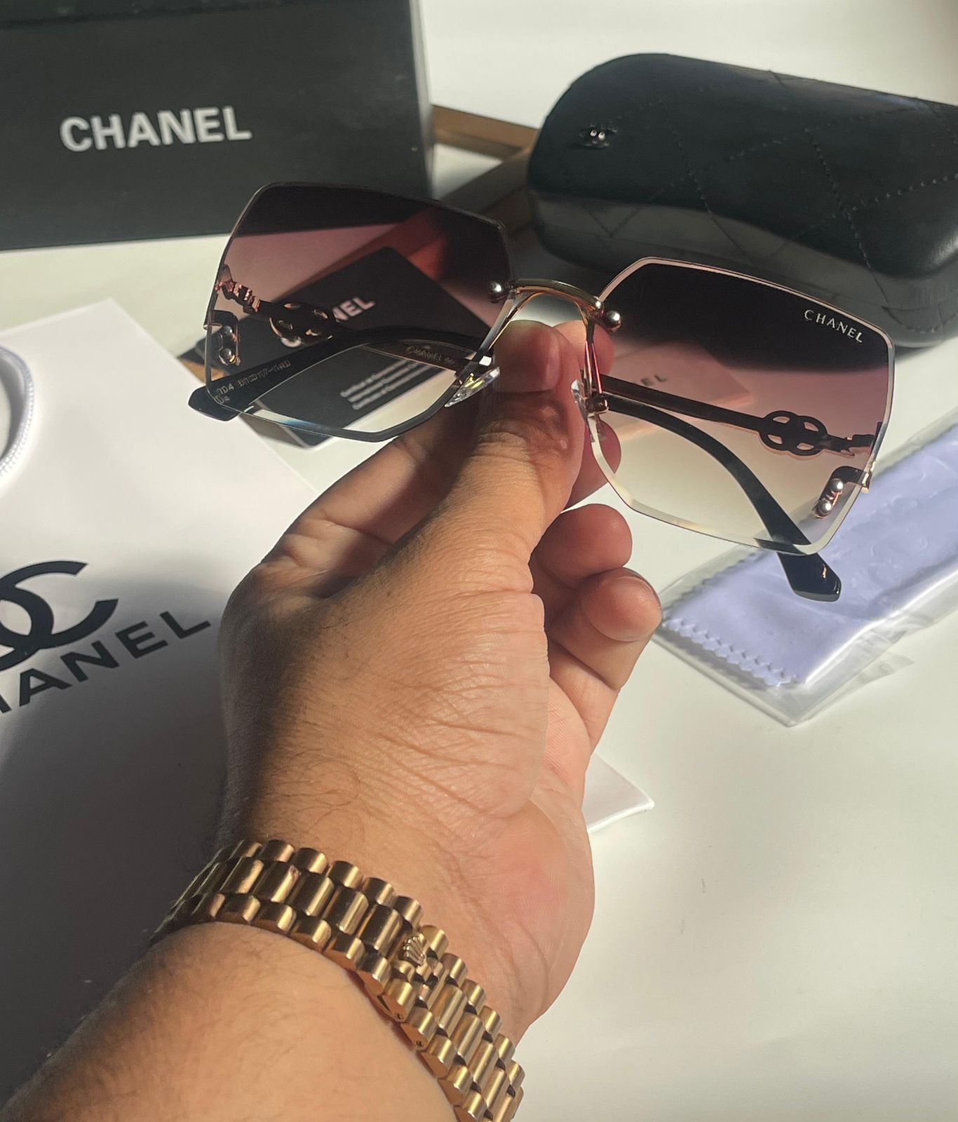CHANELL-SUNGLASSES - Image 5