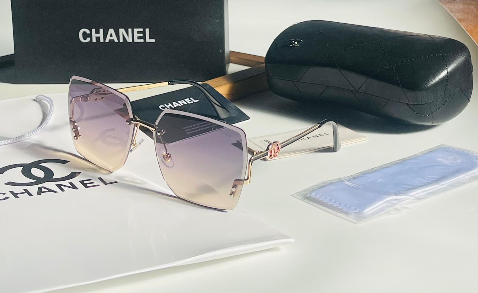 CHANELL-SUNGLASSES