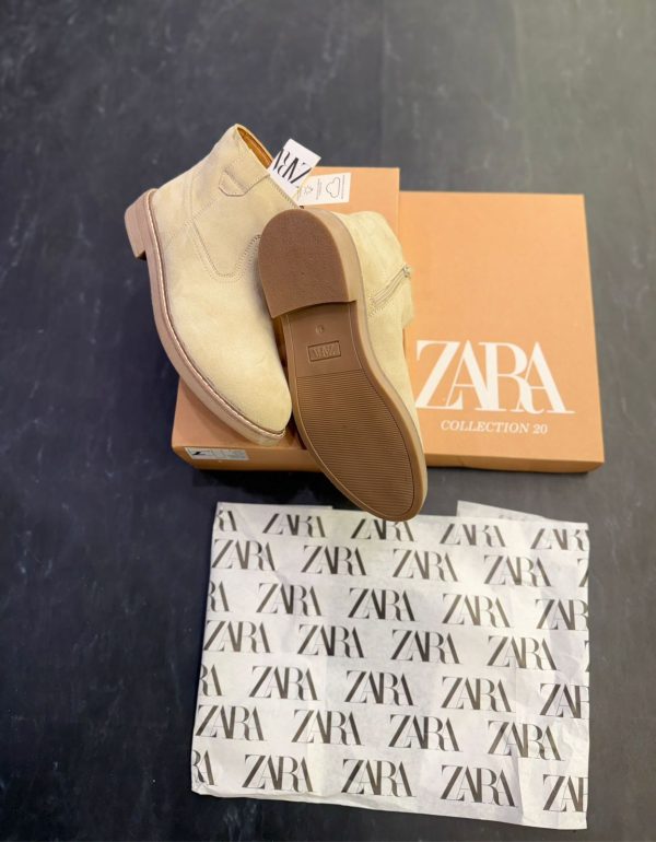 ZARAA LEATHER ZIP LIGHT BROWN CHELSEA BOOT - Image 3