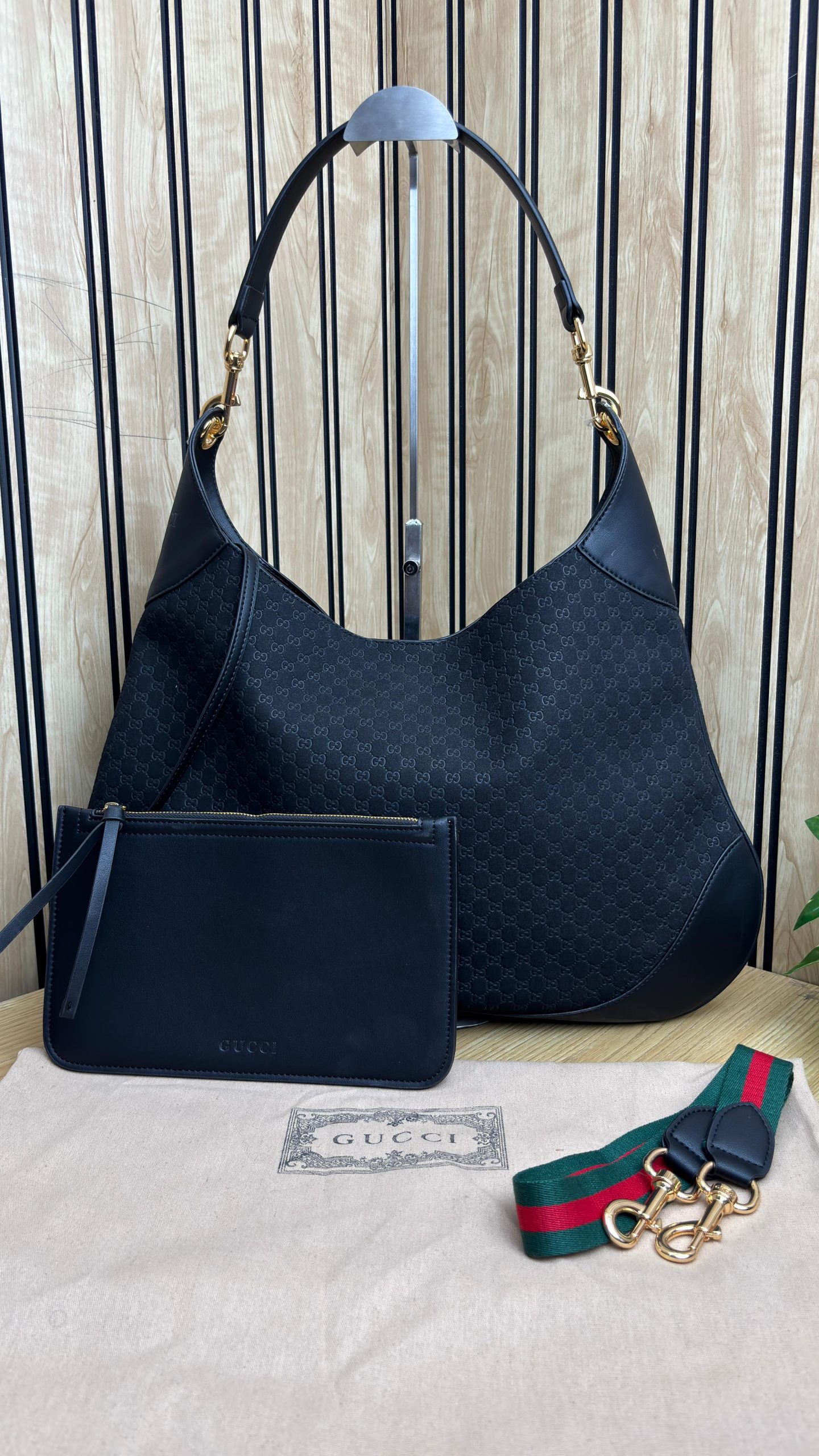 GUCCII B LARGE SHOULDER BAG - Image 3