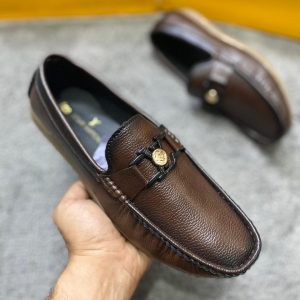 LOUISS VUITTON loafers