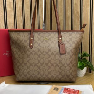COACHH SIGNATURE CITY TOTE