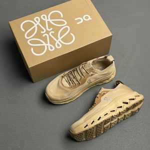 ONN RUNNING  X LOEWE CLOUDTILT