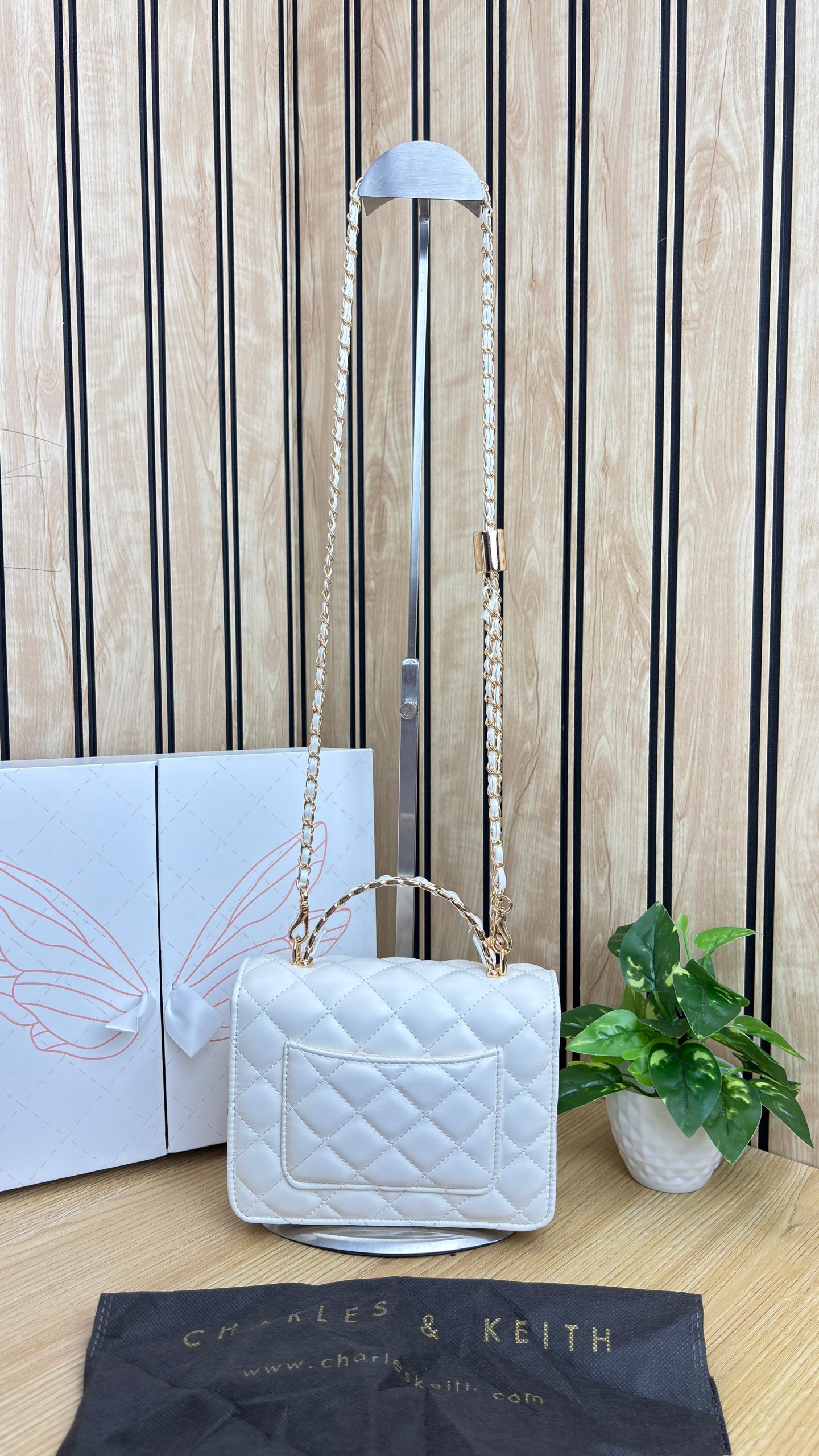 CHARLESS & KEITHH CRESSIDA QUILTED QIKI - Image 5