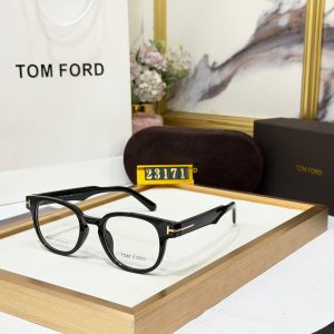 TOM FORDD