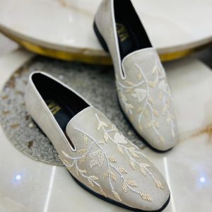 ZARAA Partywear Embroidery Moccasins