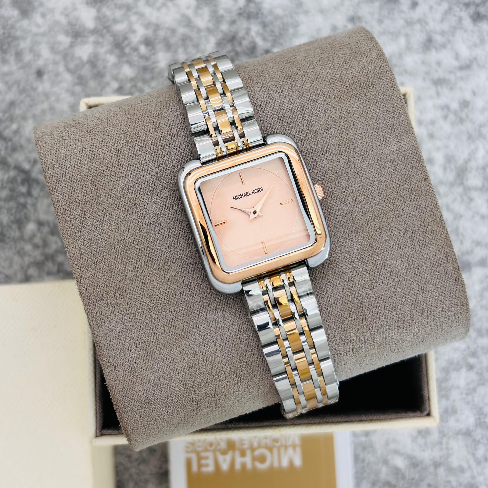 Michaell Korss - Image 3