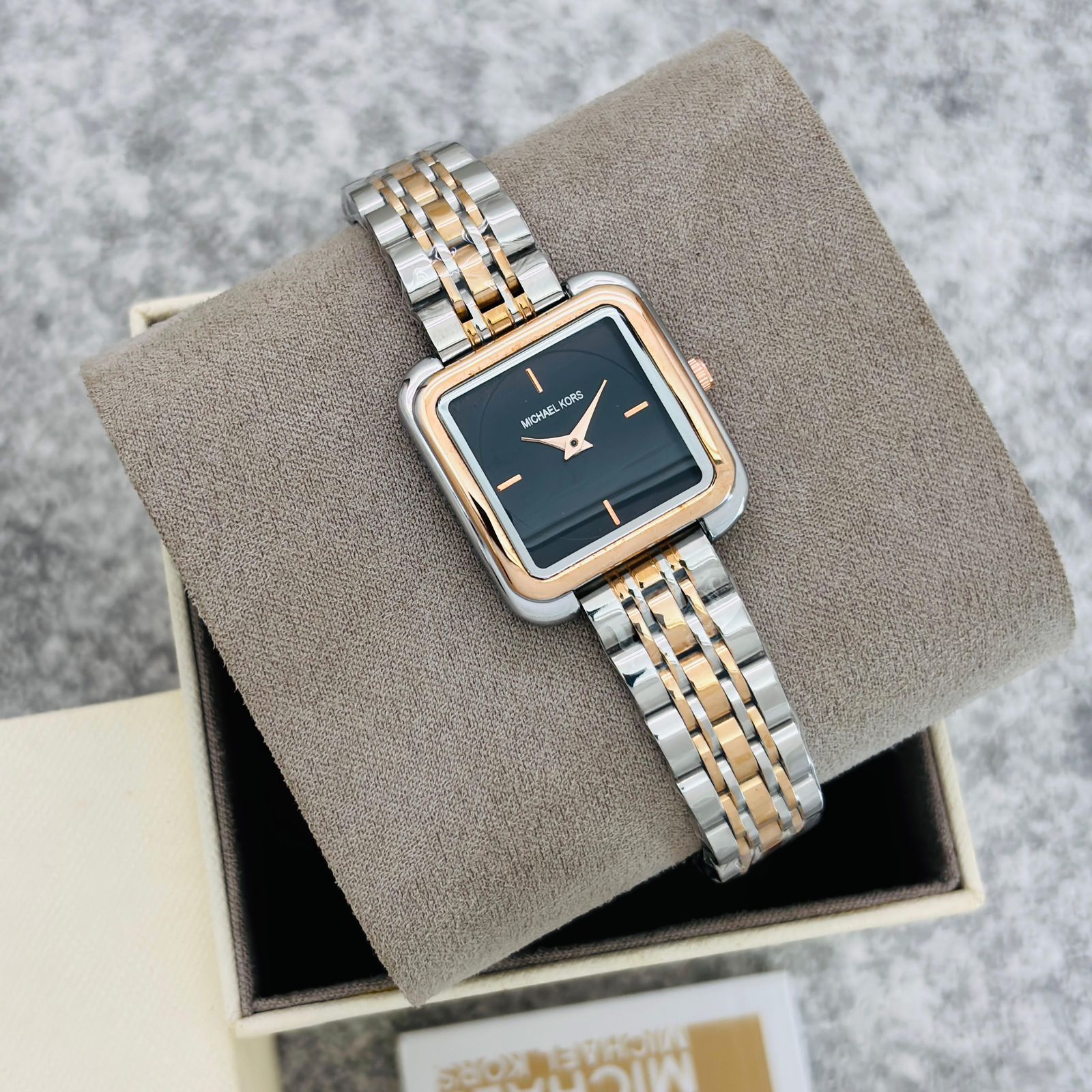 Michaell Korss - Image 8