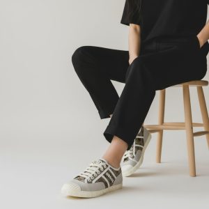 Guccii GG Supreme Canvas Sneaker