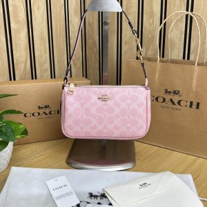COACHH NOLITA 19