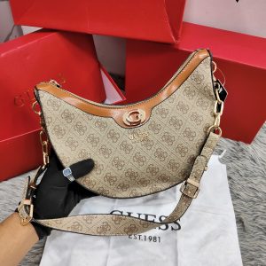 GUESSS   ORLINA MONOGRAM SHOLDER BAG