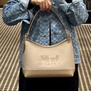 COACHH   CZ178 EMBOSSED LAUREL SHOULDER BAG