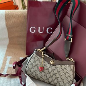 GucciE GG Ophidia Shoulder Bag