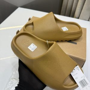 Adidass Yeezy Slide UA Quality