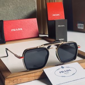 PRADAA-SUNGLASSESS