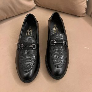 Santonis loafer