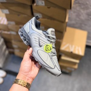 NIKES SHOX X PEGASUS