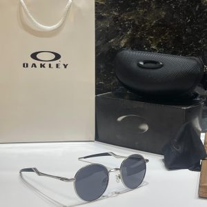 OAKLEYE TERRIGAL SUNGLASSES