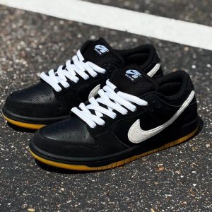 NIKEE SB DUNK BLACK FOGGY 