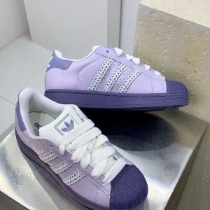 ADIDASE ORIGINALS SUPERSTAR PURPLE 