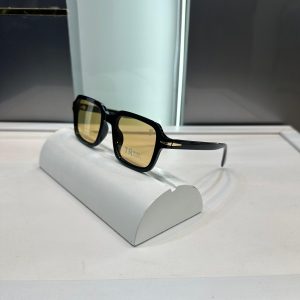 *Davide Beckham Black Cream Luxury Shades 0341*