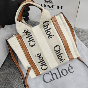 *CHLOÉS