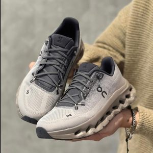 *Onn Cloud tilt Eclipse Cinder