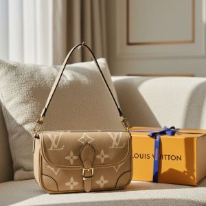 *LOUISE VUITTONS DIANE