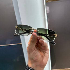 *Cartiers Gold Green Jaguar