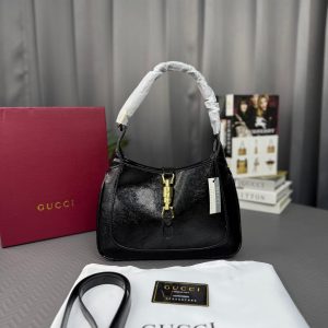 GUCCIS JACKIE SHOULDER BAG 