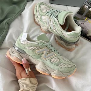 NEW BALANCES 9060 WHITAKAR MOSS GREEN 