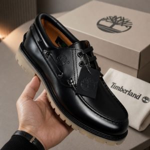 *TIMBERLANDS BOAT